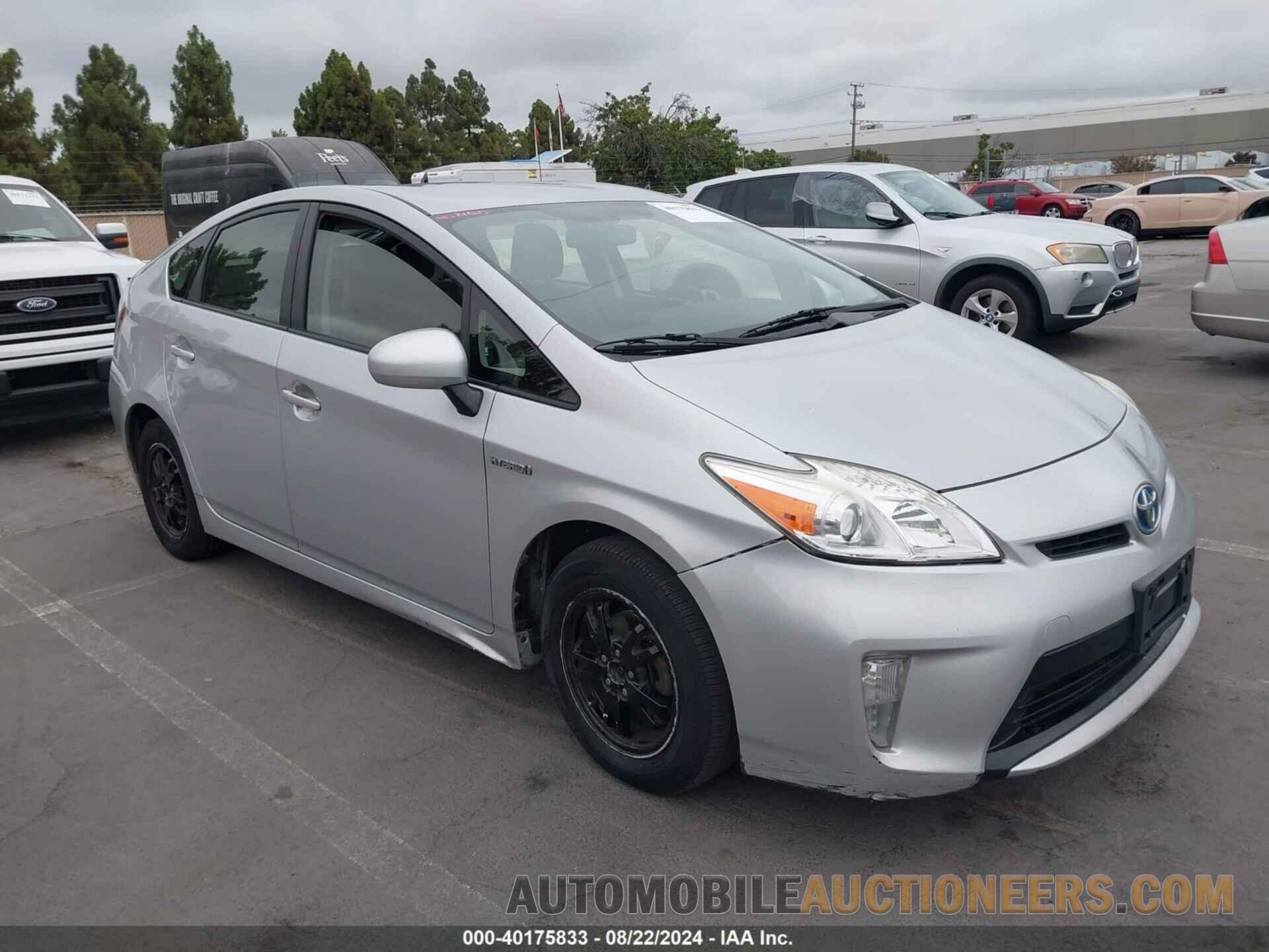 JTDKN3DU4F0457704 TOYOTA PRIUS 2015