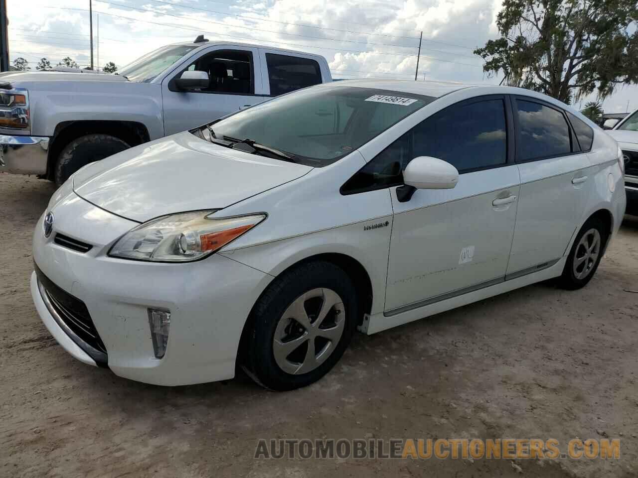 JTDKN3DU4F0460912 TOYOTA PRIUS 2015