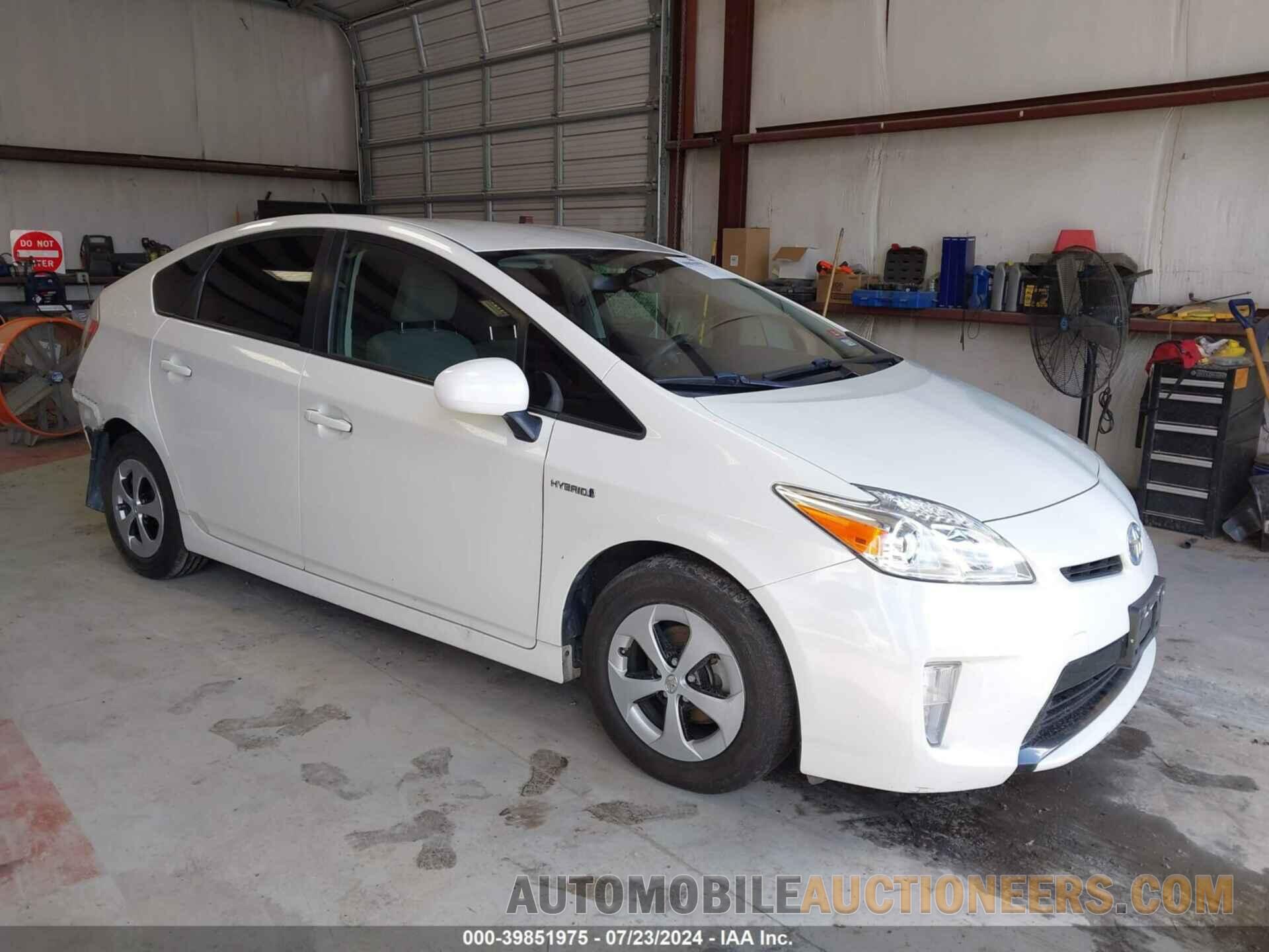 JTDKN3DU4F0472946 TOYOTA PRIUS 2015