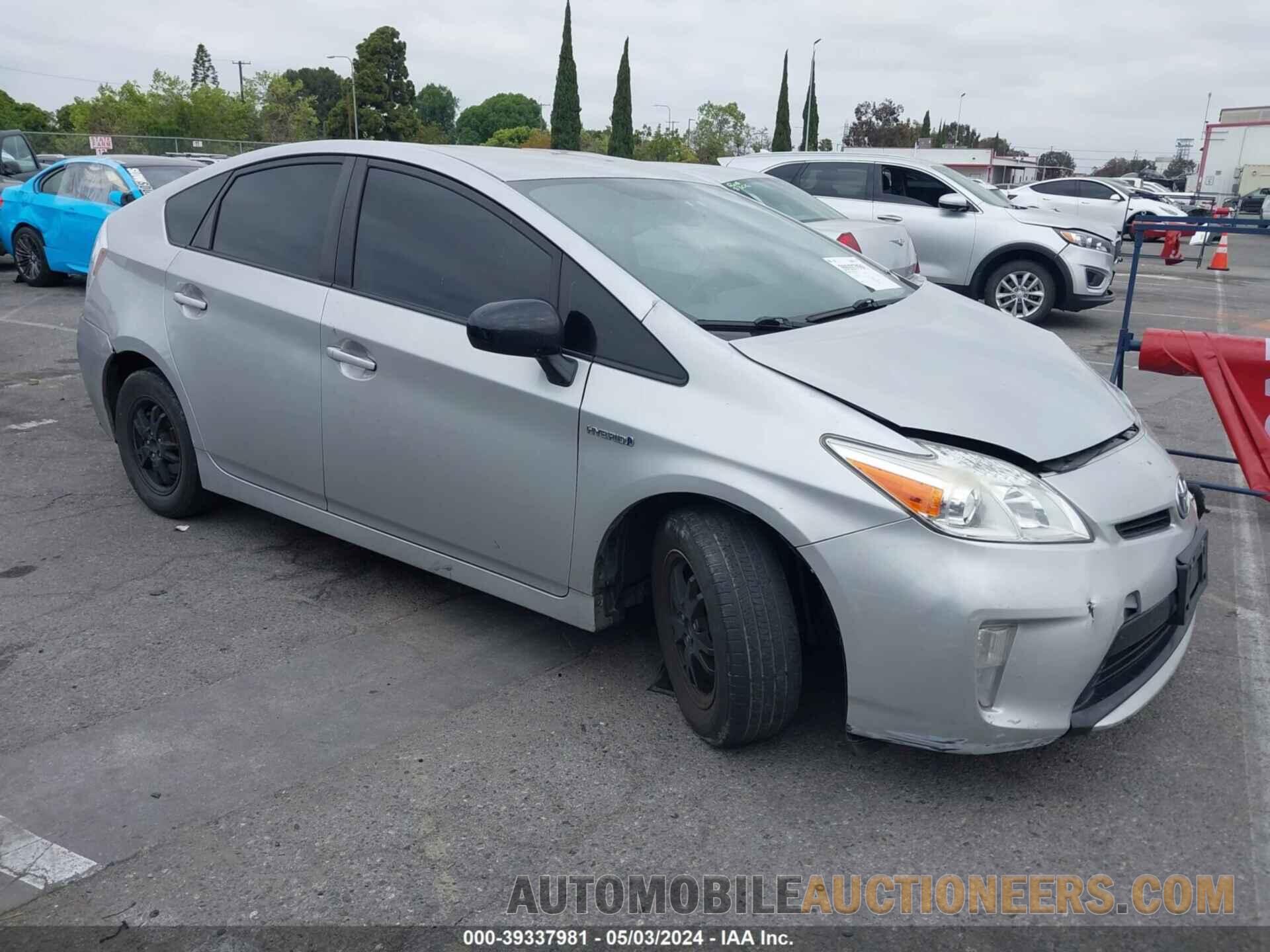 JTDKN3DU4F0478441 TOYOTA PRIUS 2015