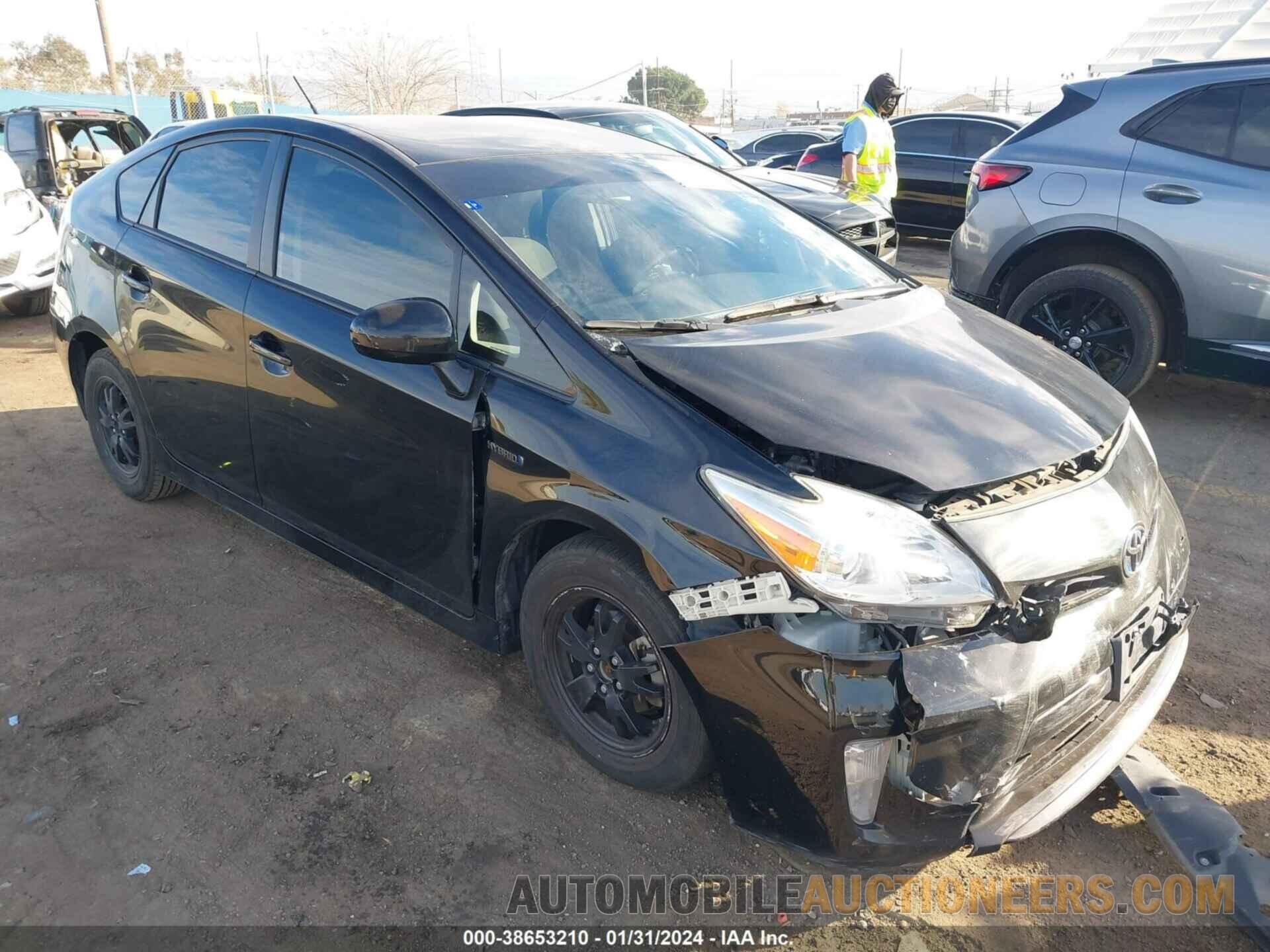 JTDKN3DU4F1874380 TOYOTA PRIUS 2015