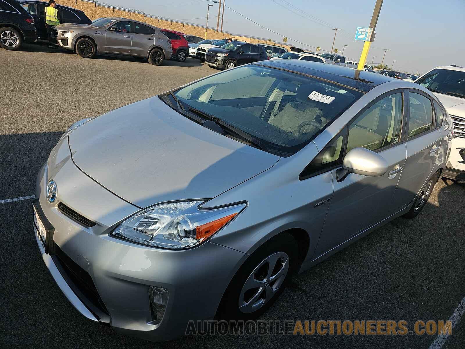 JTDKN3DU4F1883547 Toyota Prius 2015