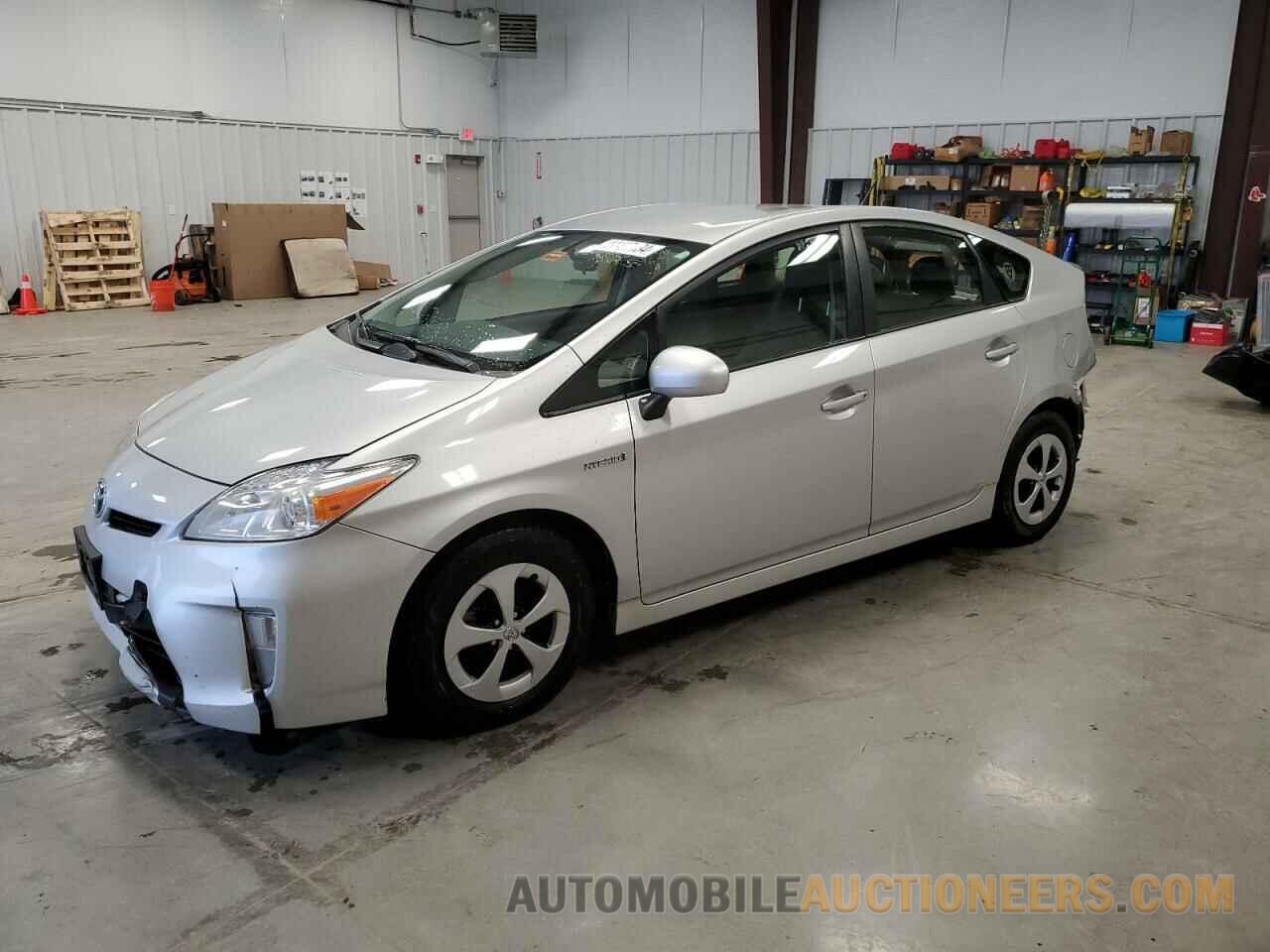 JTDKN3DU4F1893298 TOYOTA PRIUS 2015