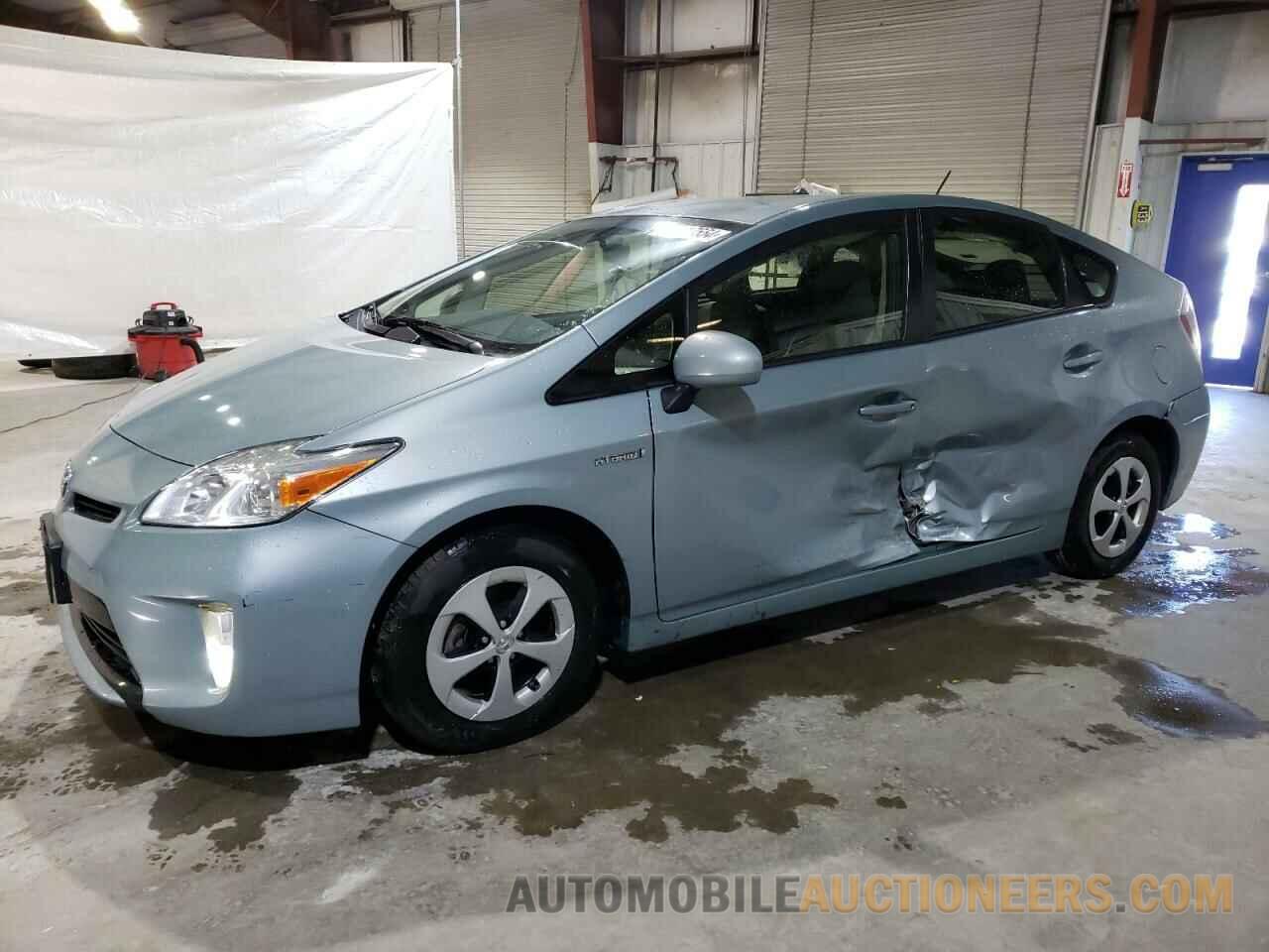 JTDKN3DU4F1893625 TOYOTA PRIUS 2015