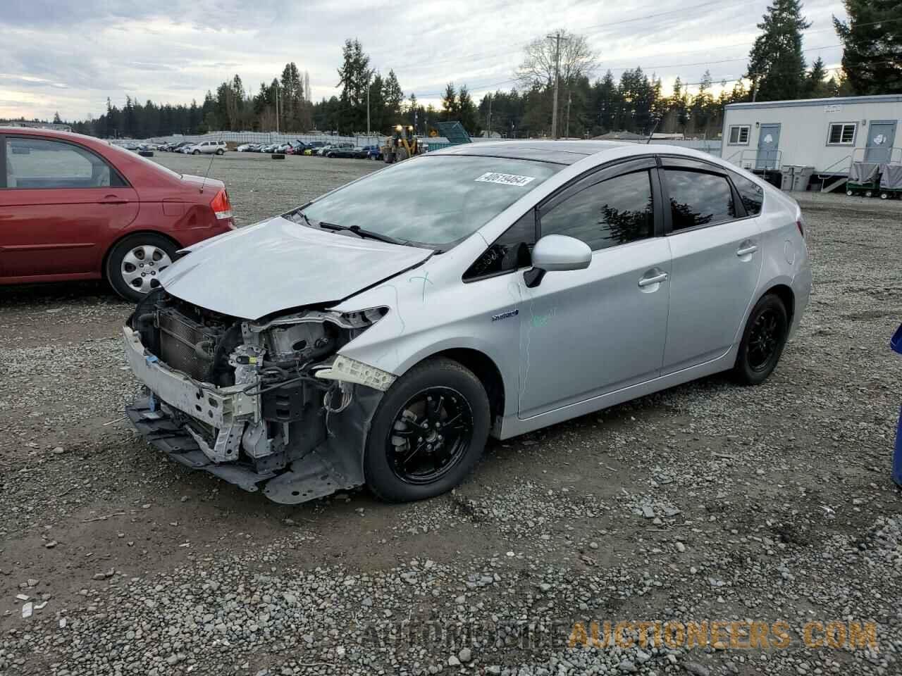 JTDKN3DU4F1901464 TOYOTA PRIUS 2015