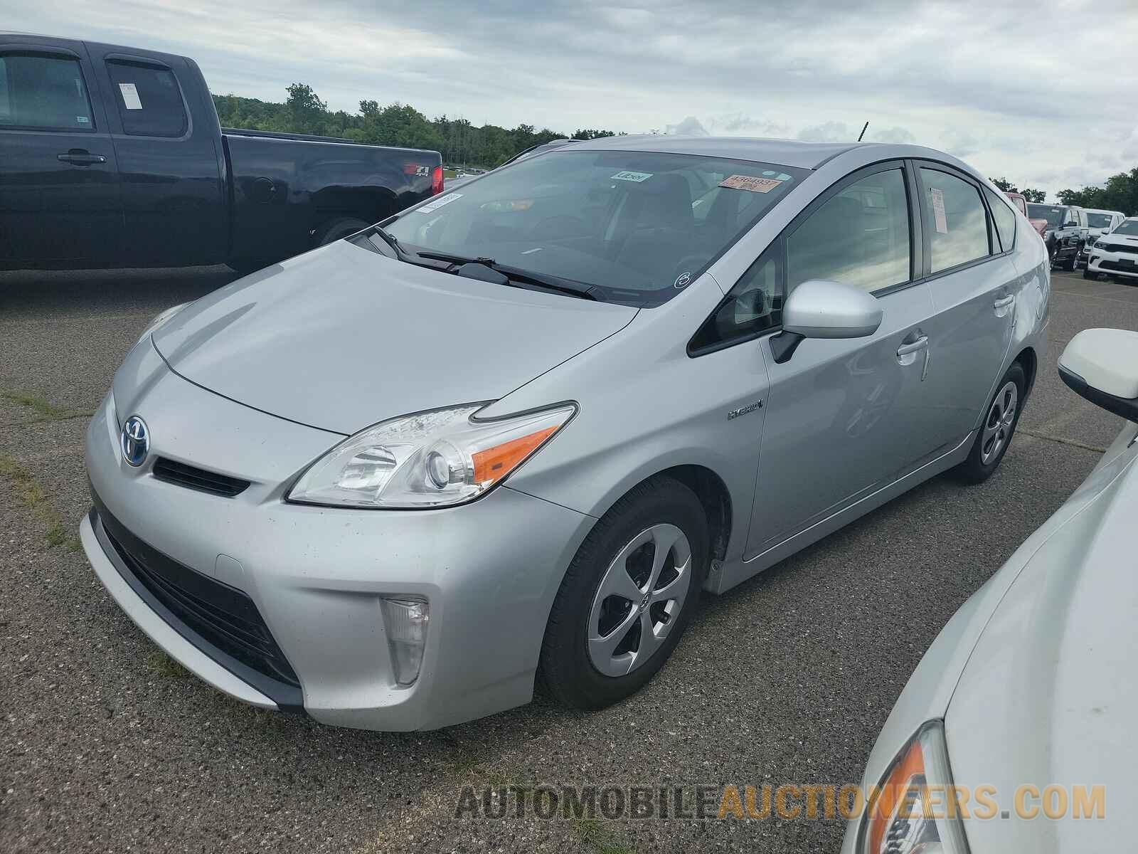 JTDKN3DU4F1913050 Toyota Prius 2015