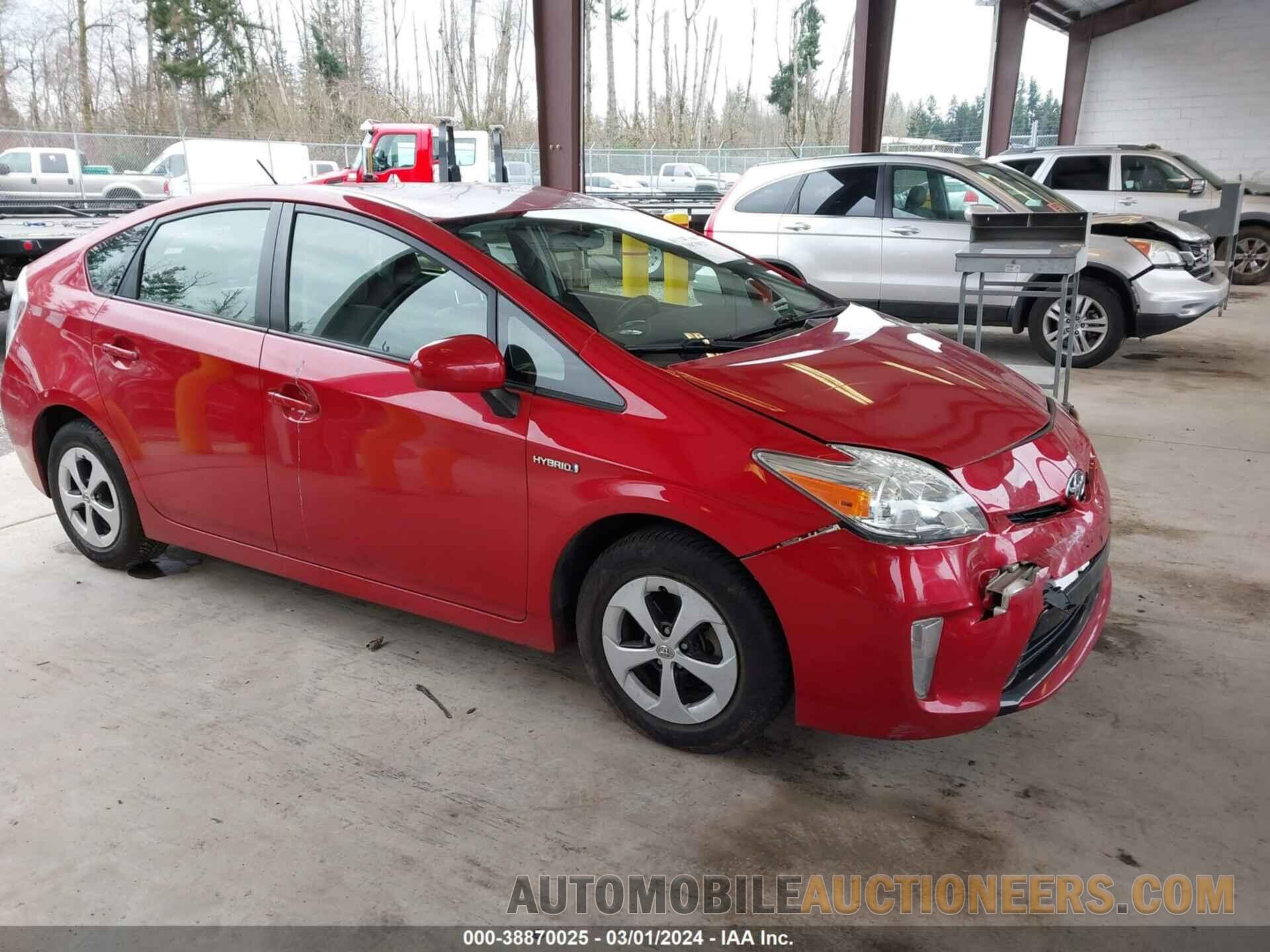 JTDKN3DU4F1929698 TOYOTA PRIUS 2015