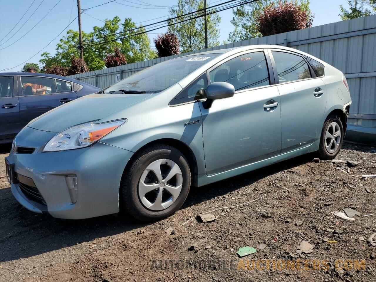 JTDKN3DU4F1956979 TOYOTA PRIUS 2015