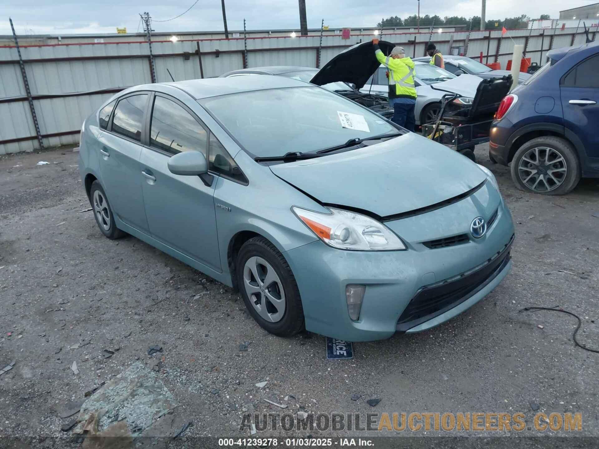 JTDKN3DU4F1959137 TOYOTA PRIUS 2015