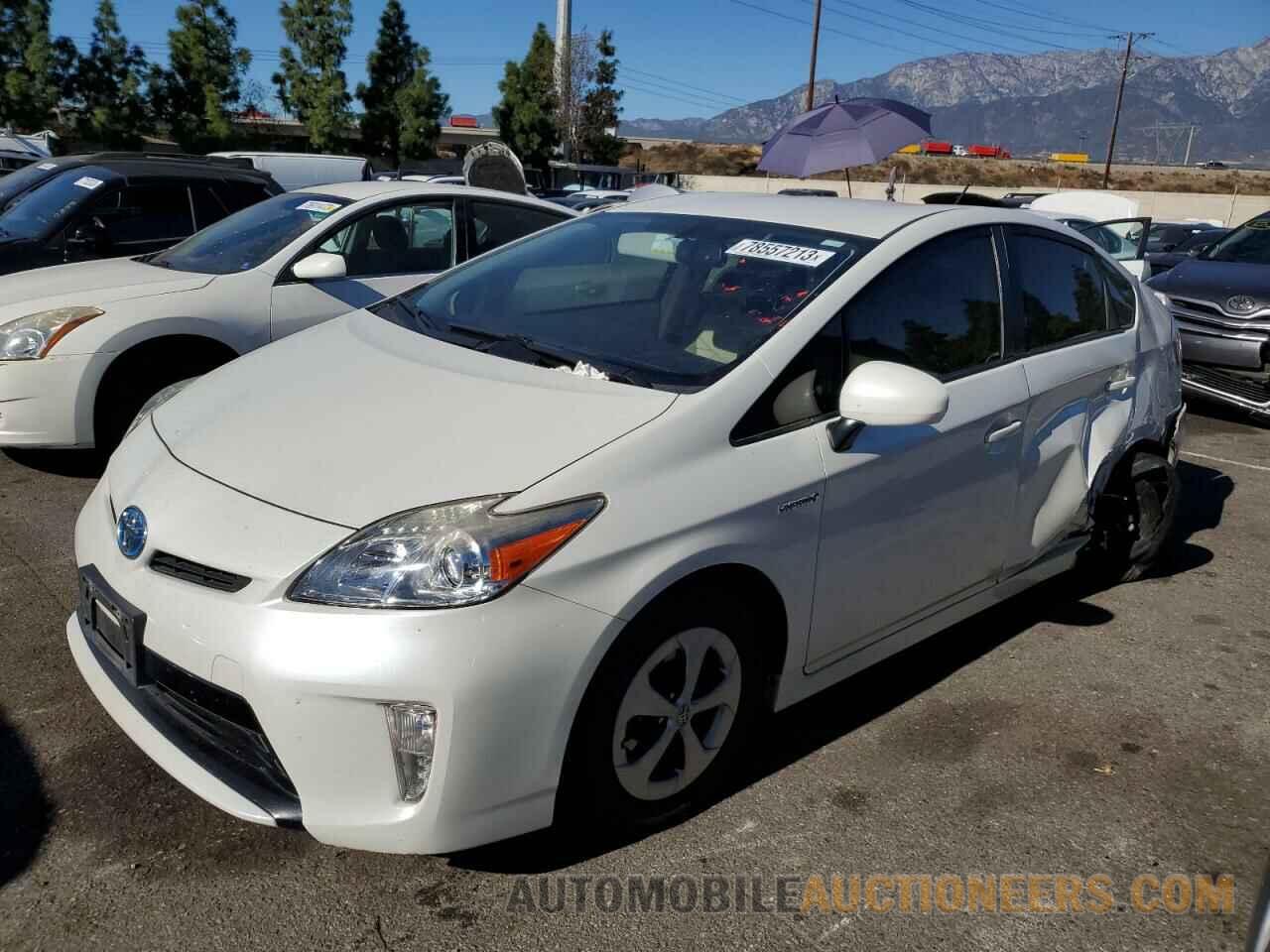 JTDKN3DU4F1965942 TOYOTA PRIUS 2015