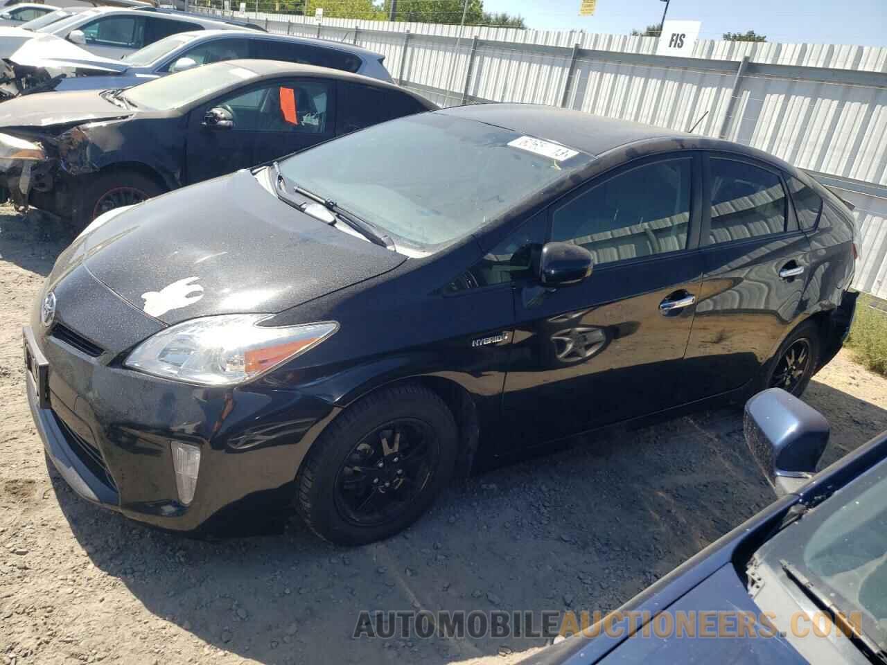 JTDKN3DU4F1977833 TOYOTA PRIUS 2015