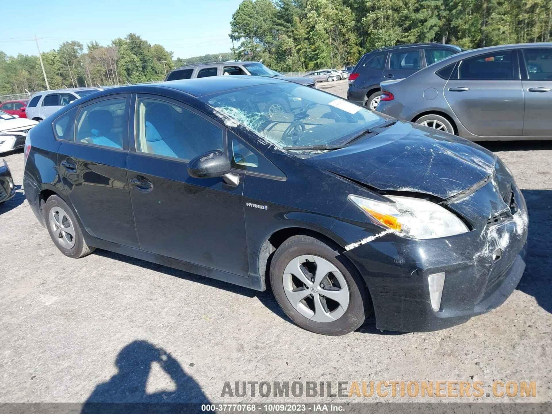 JTDKN3DU4F1988850 TOYOTA PRIUS 2015