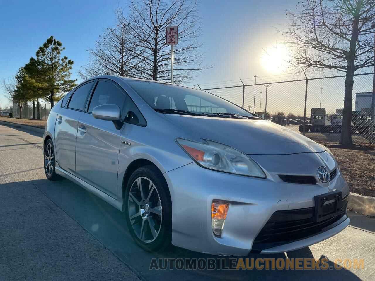 JTDKN3DU5C1597007 TOYOTA PRIUS 2012