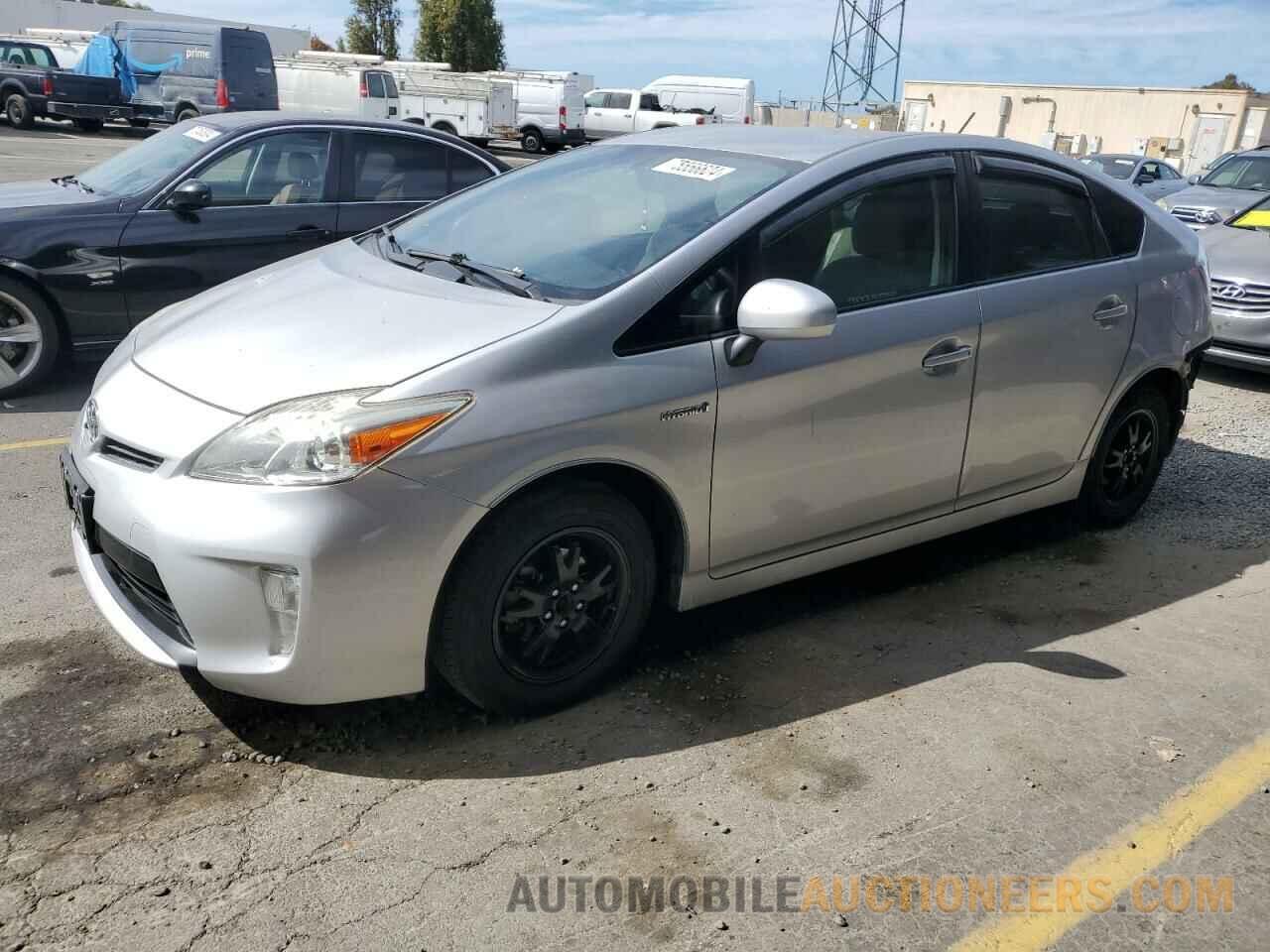 JTDKN3DU5D0348083 TOYOTA PRIUS 2013