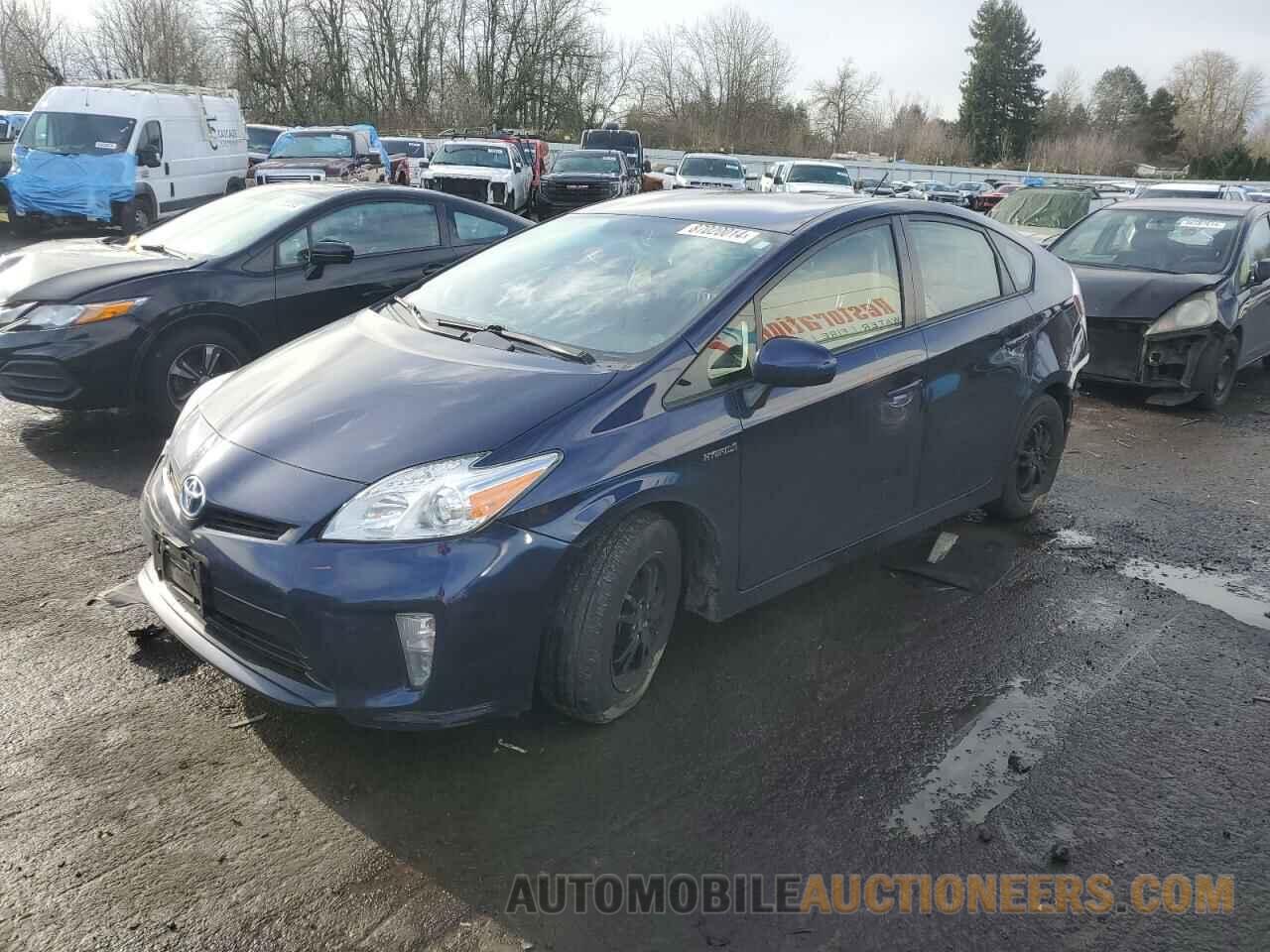 JTDKN3DU5E0363815 TOYOTA PRIUS 2014