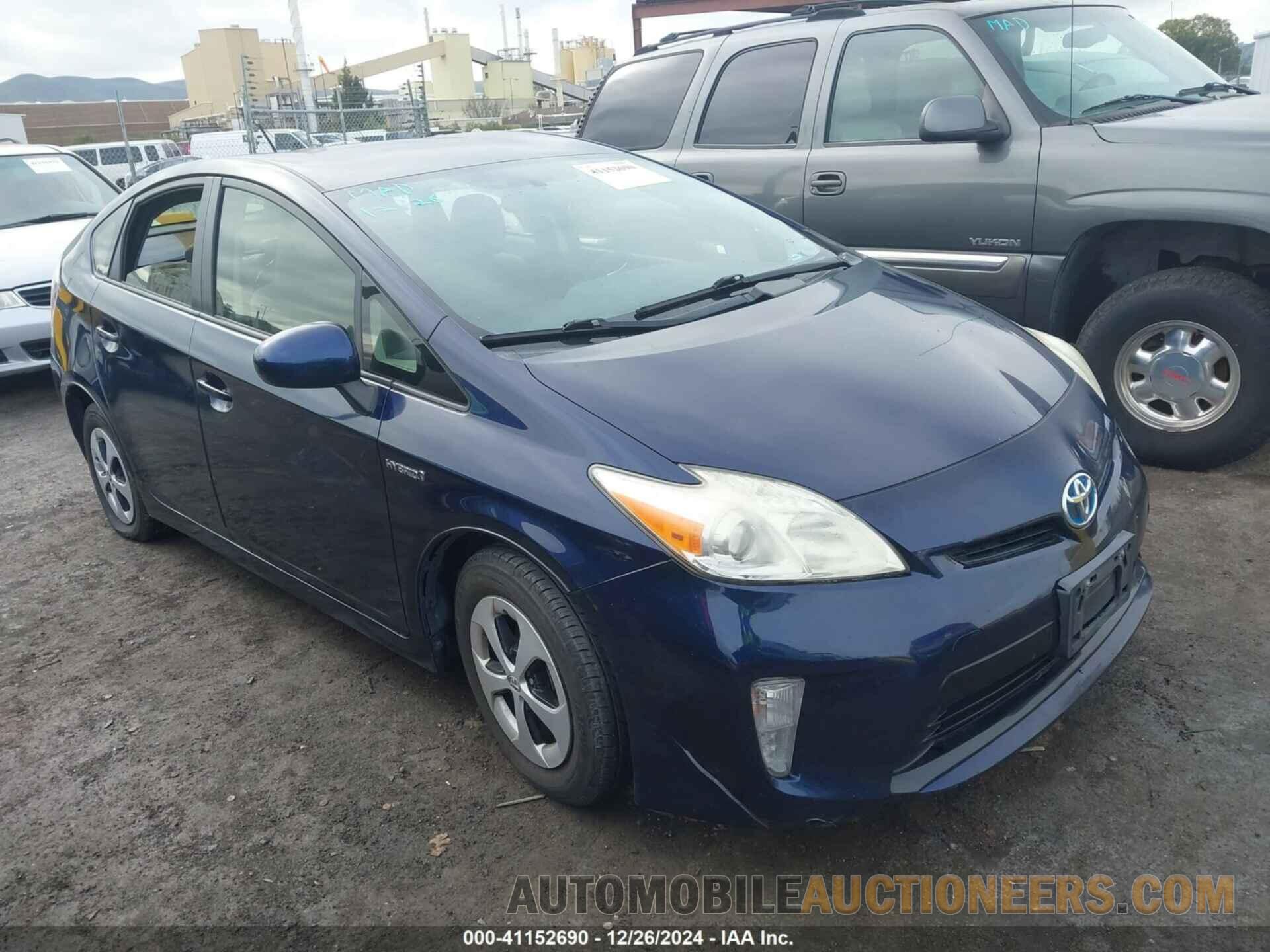 JTDKN3DU5E0364057 TOYOTA PRIUS 2014