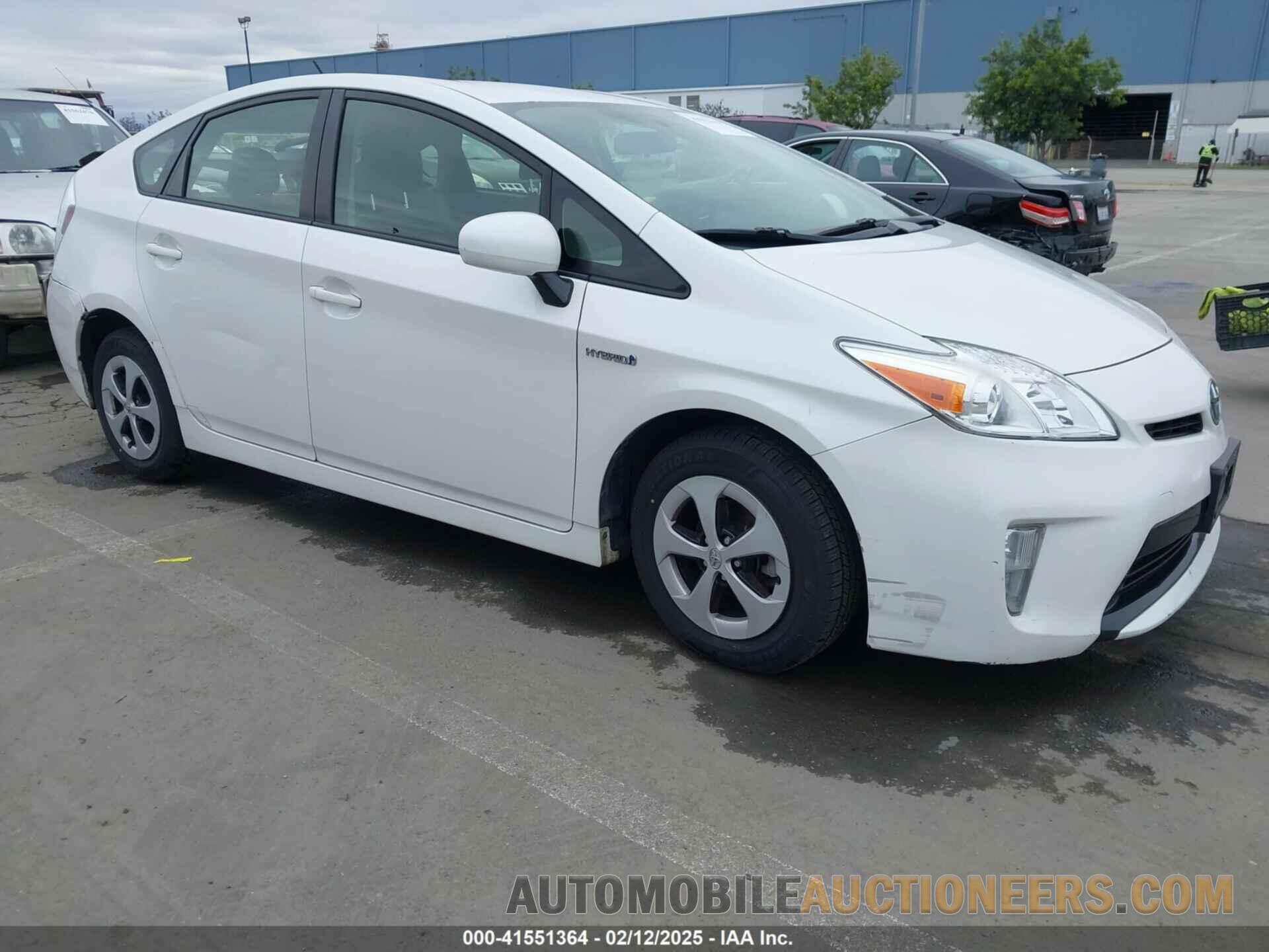 JTDKN3DU5E0380937 TOYOTA PRIUS 2014