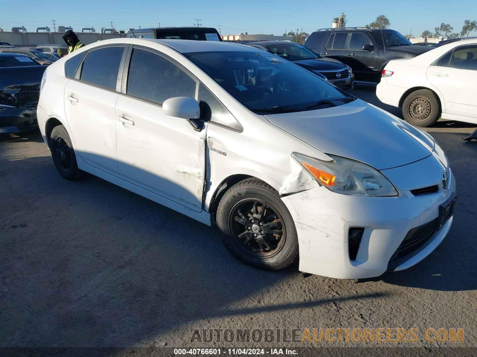 JTDKN3DU5E0392456 TOYOTA PRIUS 2014