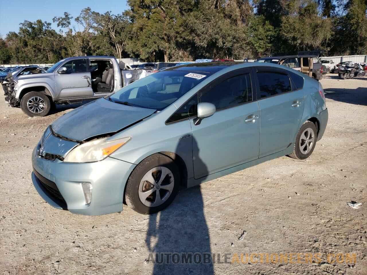 JTDKN3DU5E1741366 TOYOTA PRIUS 2014