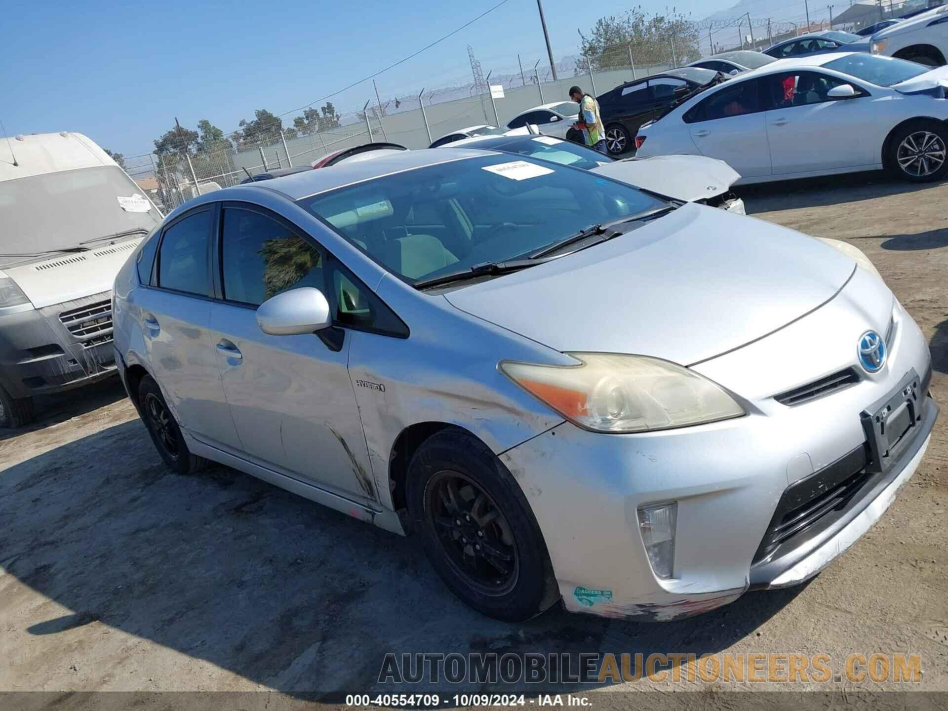 JTDKN3DU5E1752206 TOYOTA PRIUS 2014