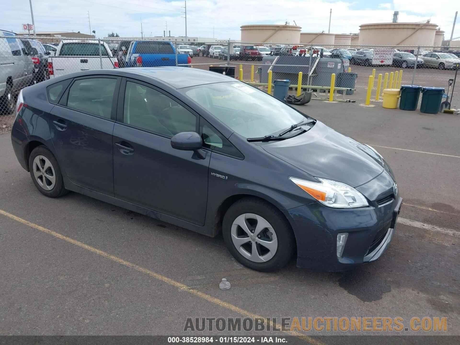 JTDKN3DU5F0399747 TOYOTA PRIUS 2015