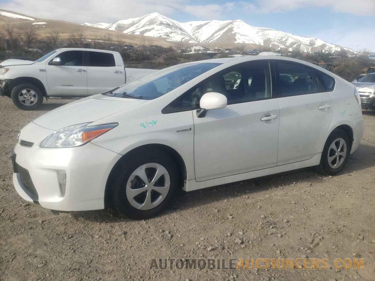 JTDKN3DU5F0402789 TOYOTA PRIUS 2015