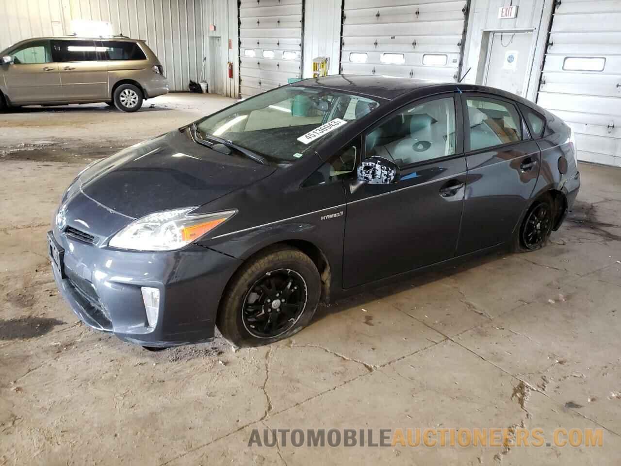 JTDKN3DU5F0412173 TOYOTA PRIUS 2015