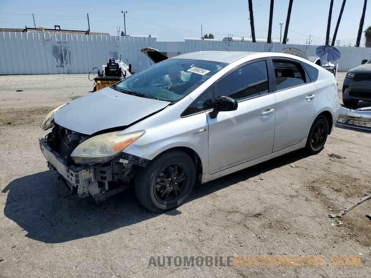 JTDKN3DU5F0413386 TOYOTA PRIUS 2015