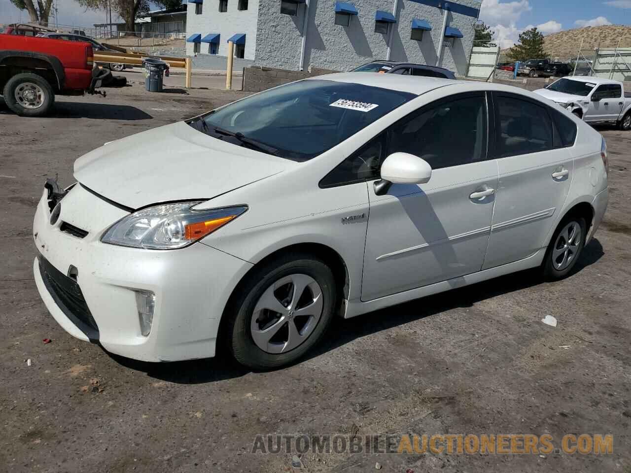 JTDKN3DU5F0415655 TOYOTA PRIUS 2015