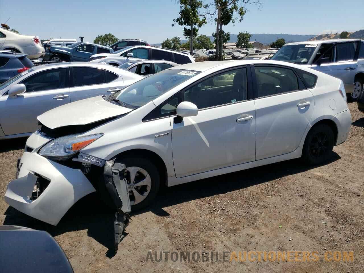 JTDKN3DU5F0417695 TOYOTA PRIUS 2015