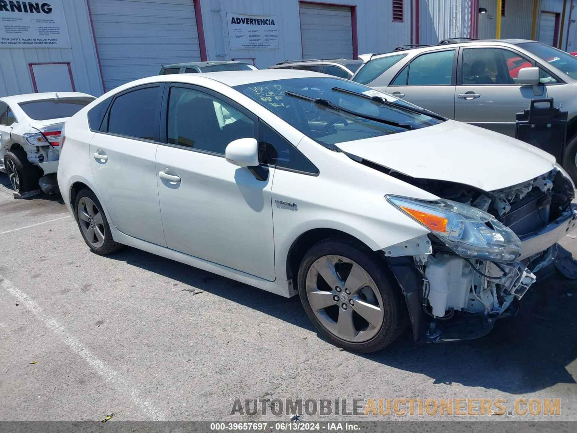 JTDKN3DU5F0426784 TOYOTA PRIUS 2015