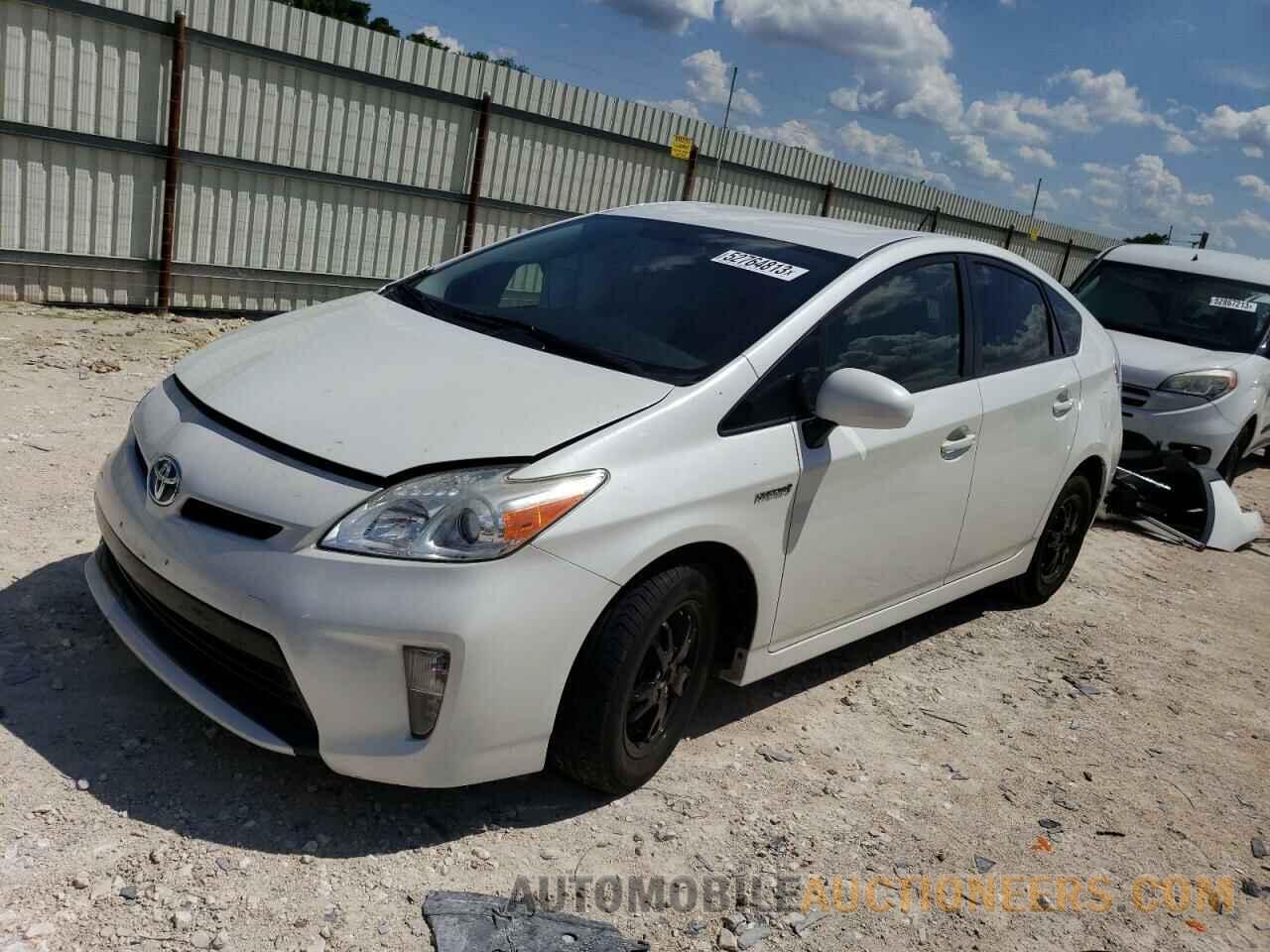 JTDKN3DU5F0435131 TOYOTA PRIUS 2015