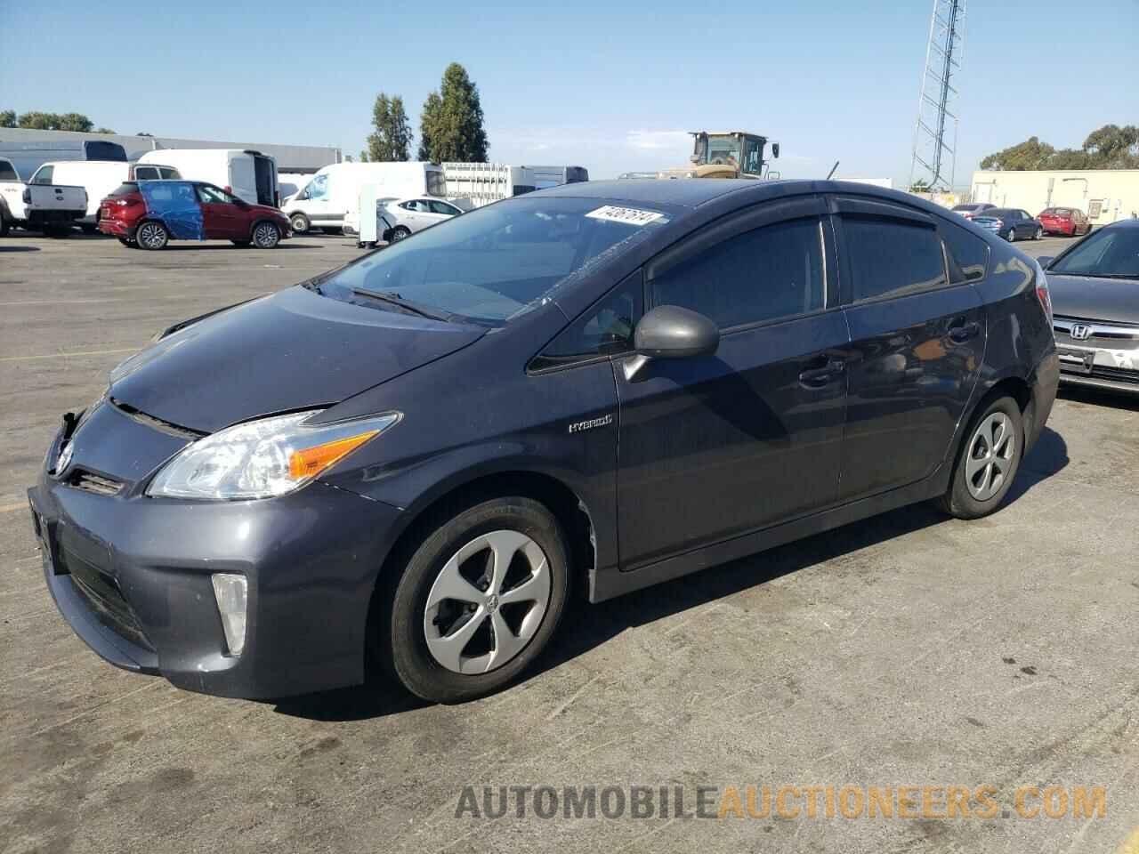 JTDKN3DU5F0435467 TOYOTA PRIUS 2015