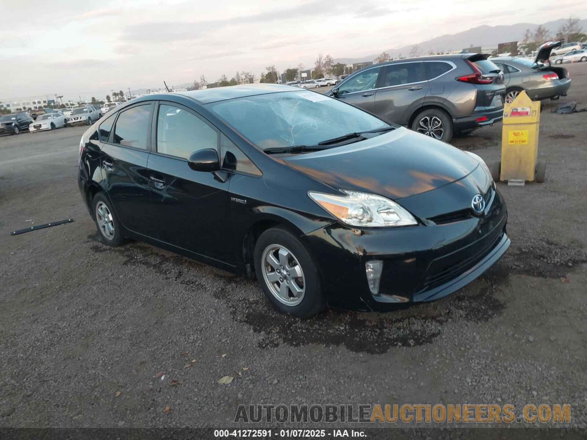 JTDKN3DU5F0437543 TOYOTA PRIUS 2015