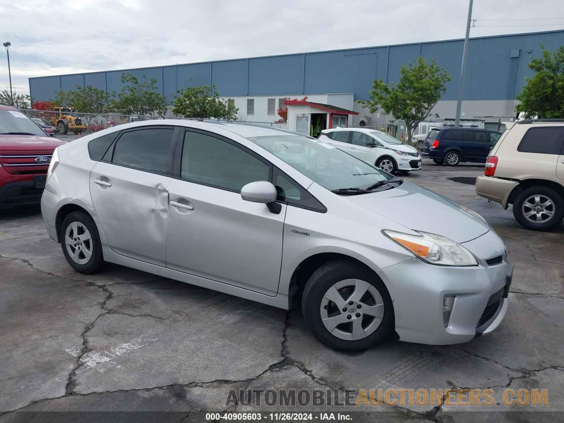 JTDKN3DU5F0437977 TOYOTA PRIUS 2015