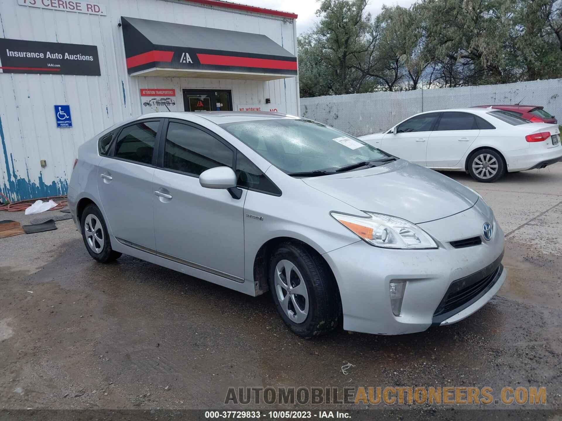 JTDKN3DU5F0438546 TOYOTA PRIUS 2015