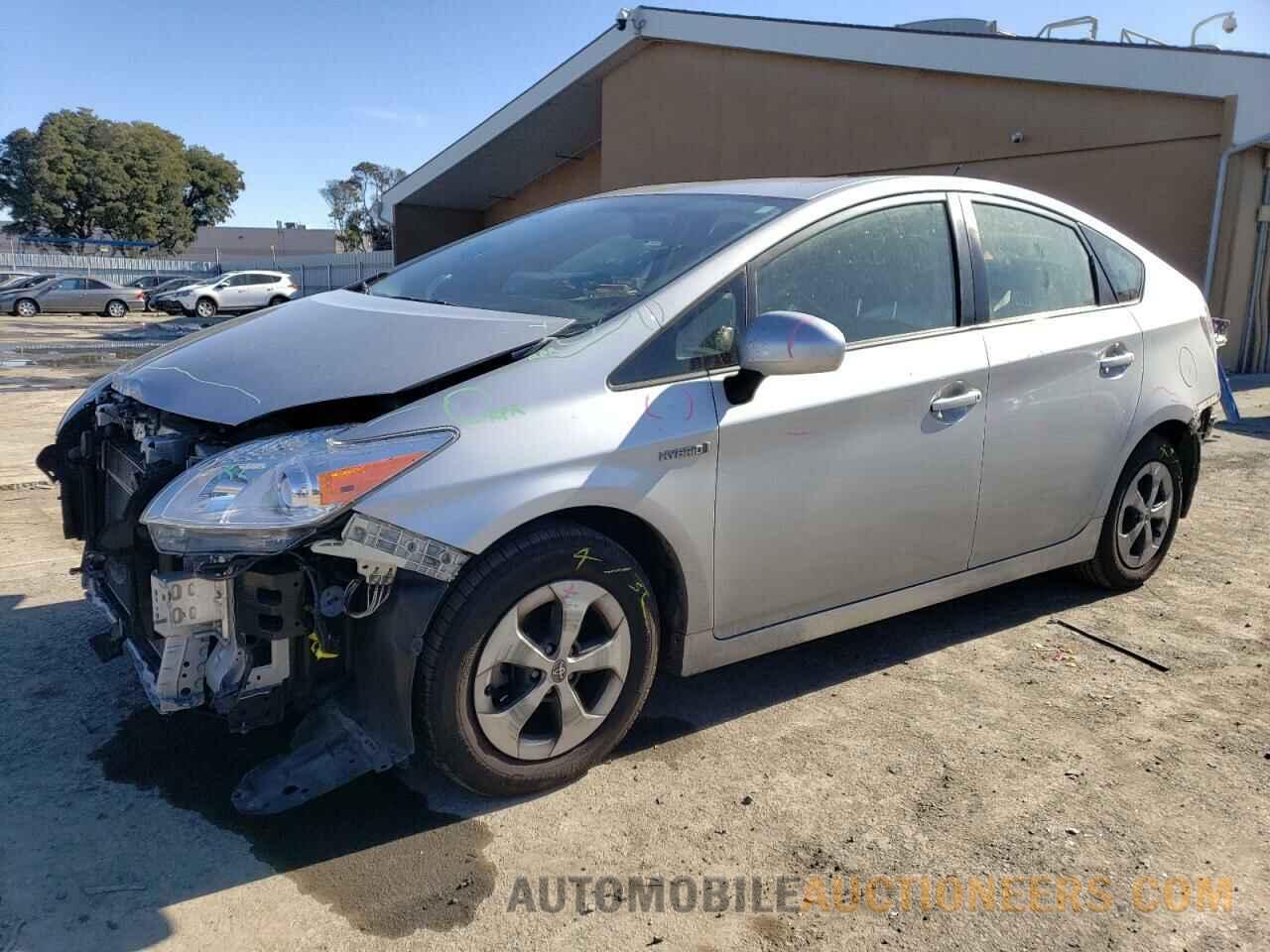 JTDKN3DU5F0447649 TOYOTA PRIUS 2015