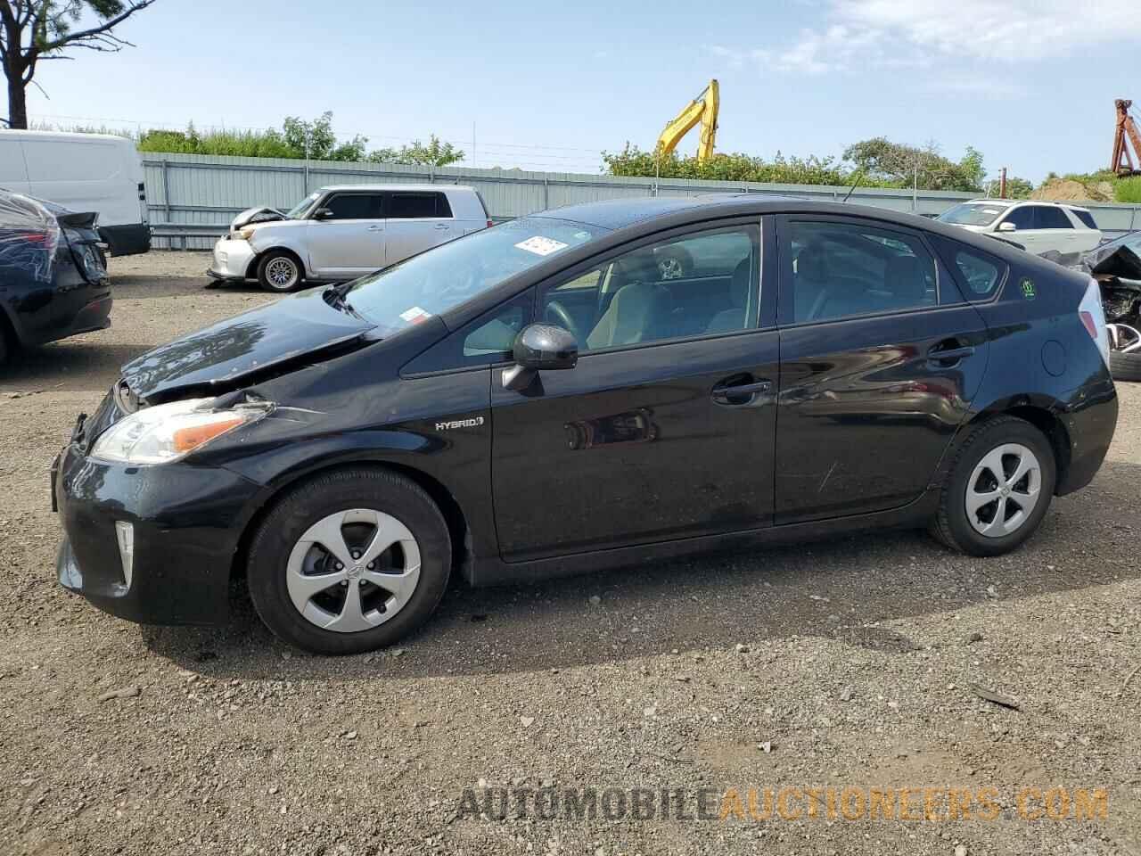 JTDKN3DU5F0451779 TOYOTA PRIUS 2015