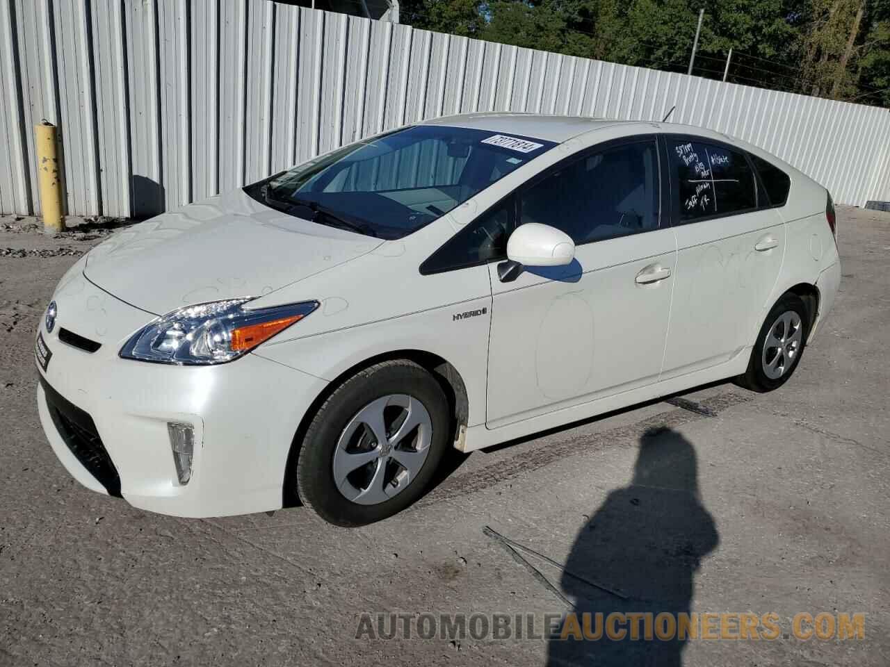 JTDKN3DU5F0476472 TOYOTA PRIUS 2015