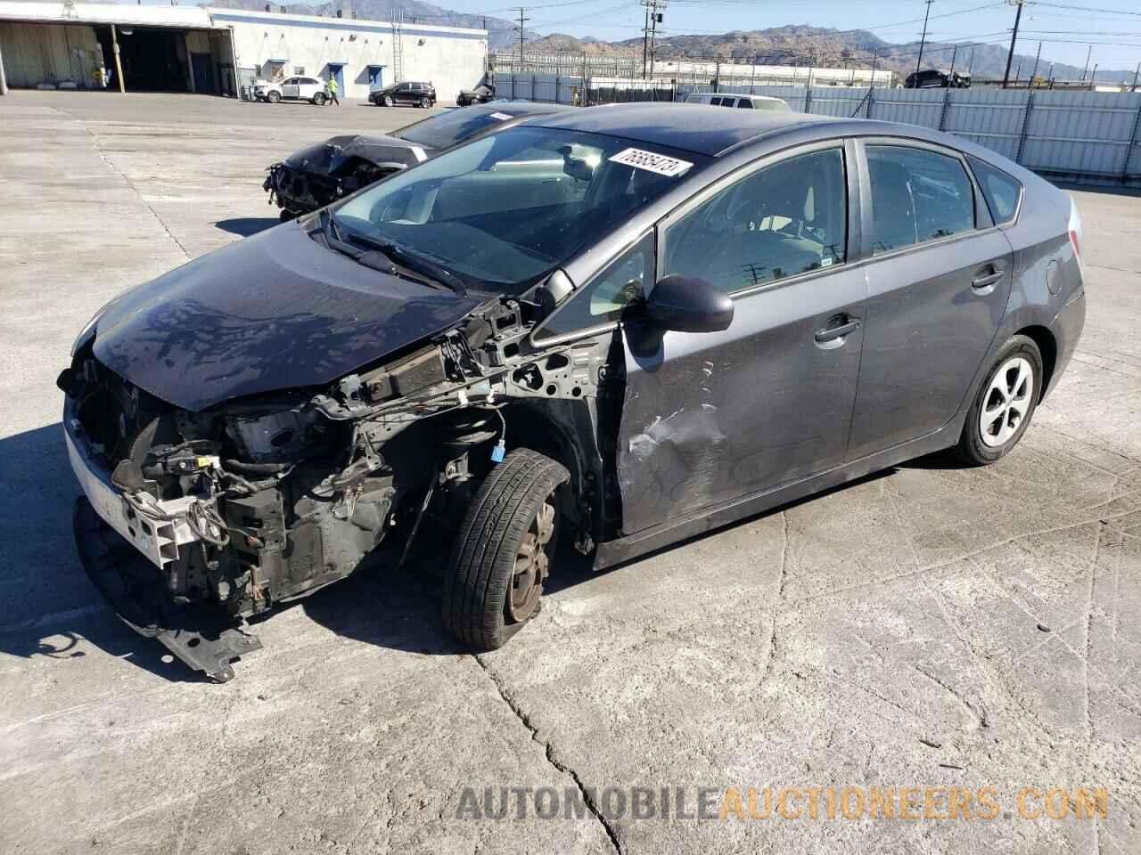 JTDKN3DU5F0476892 TOYOTA PRIUS 2015