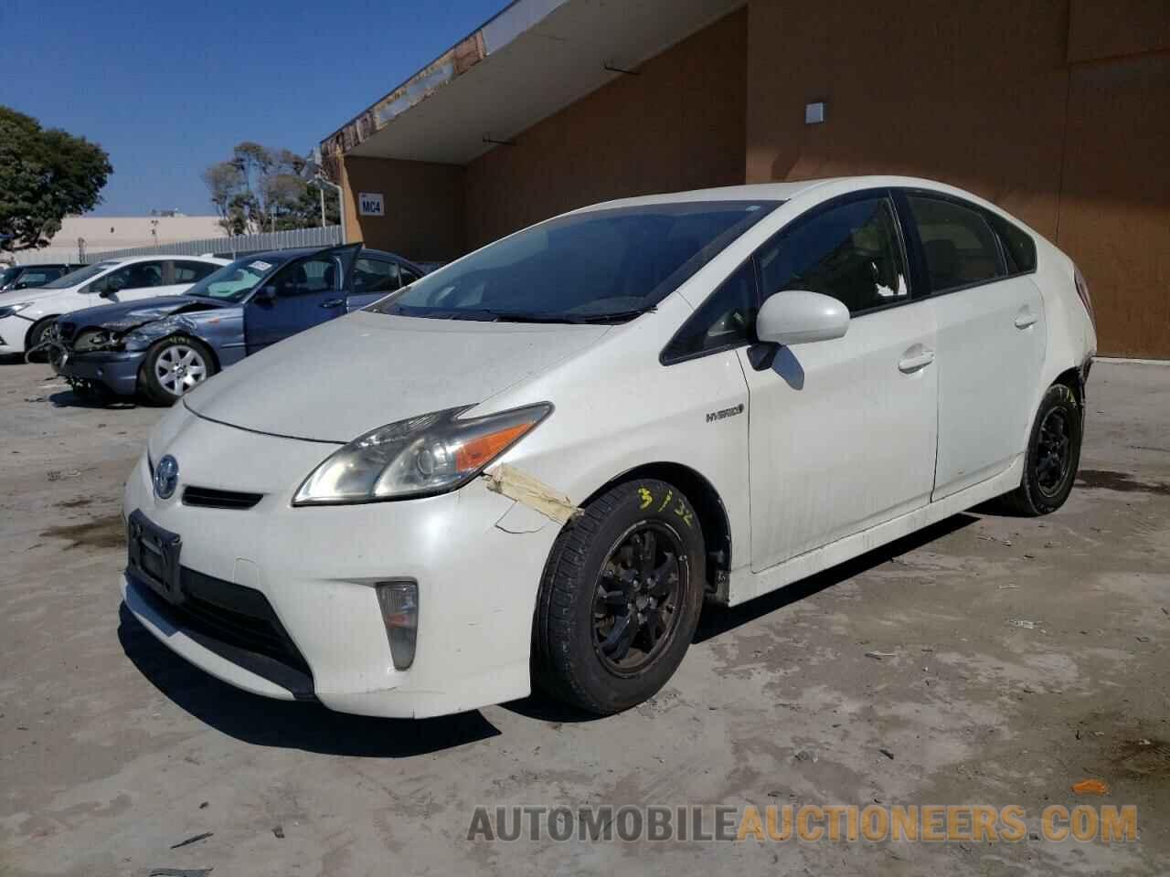 JTDKN3DU5F0481090 TOYOTA PRIUS 2015