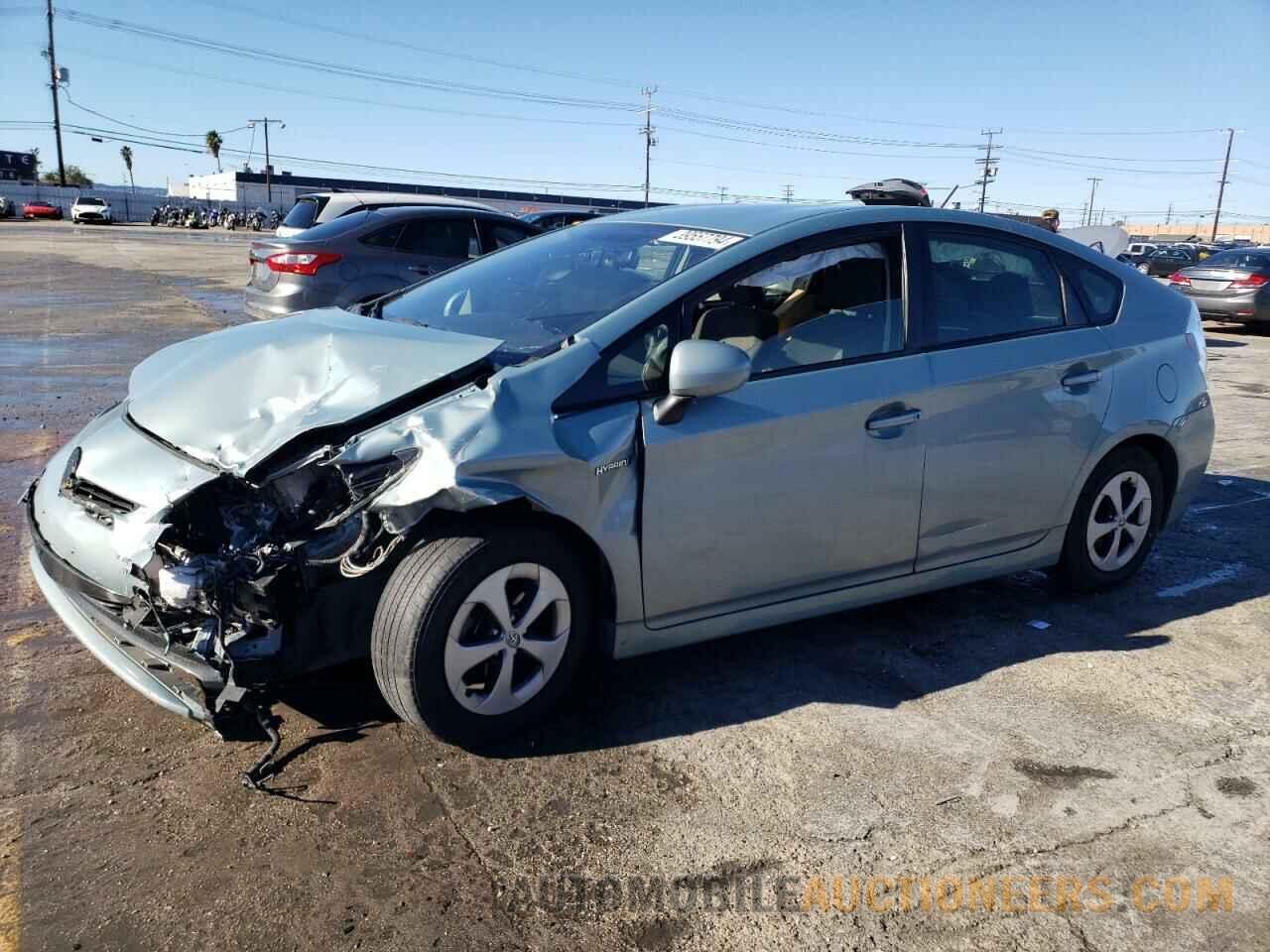 JTDKN3DU5F1867681 TOYOTA PRIUS 2015