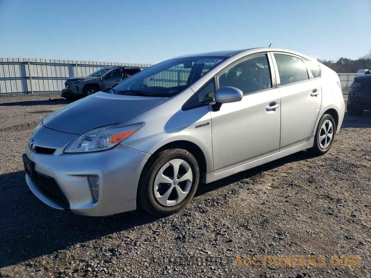 JTDKN3DU5F1872413 TOYOTA PRIUS 2015