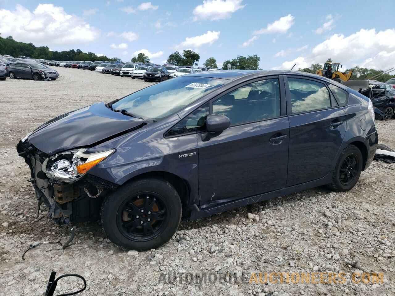 JTDKN3DU5F1879085 TOYOTA PRIUS 2015