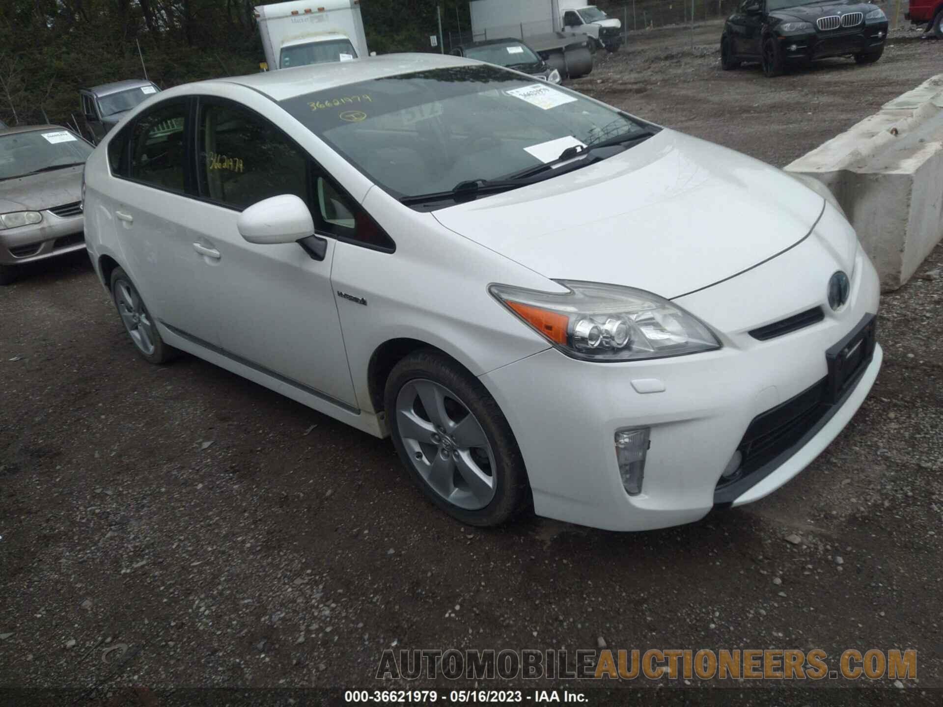 JTDKN3DU5F1880107 TOYOTA PRIUS 2015