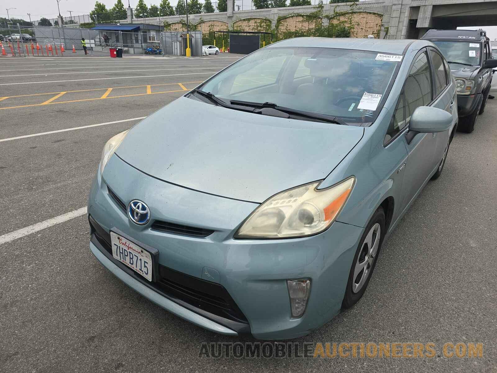 JTDKN3DU5F1881581 Toyota Prius 2015