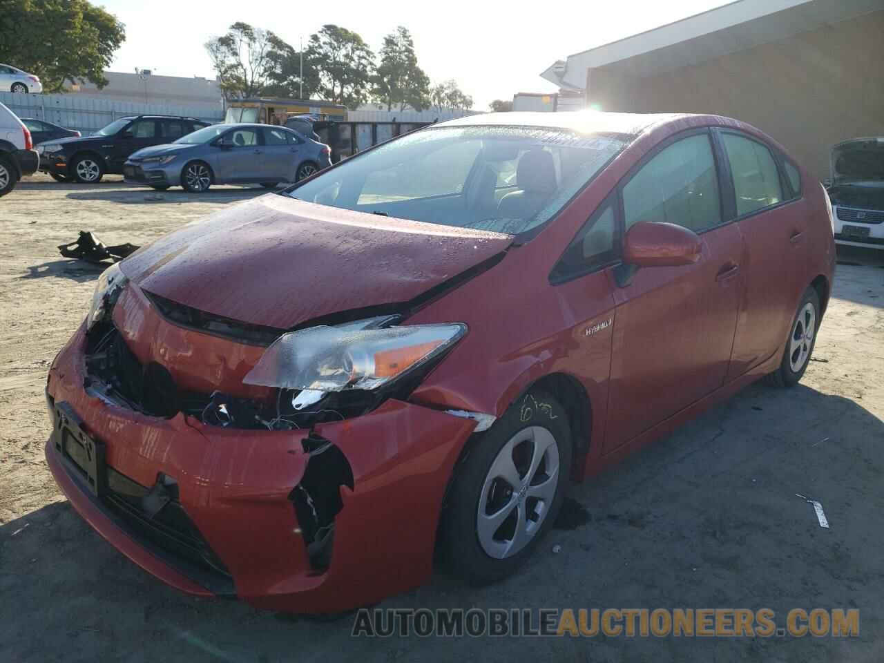 JTDKN3DU5F1886649 TOYOTA PRIUS 2015