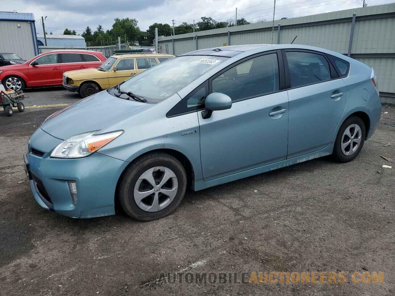 JTDKN3DU5F1887929 TOYOTA PRIUS 2015