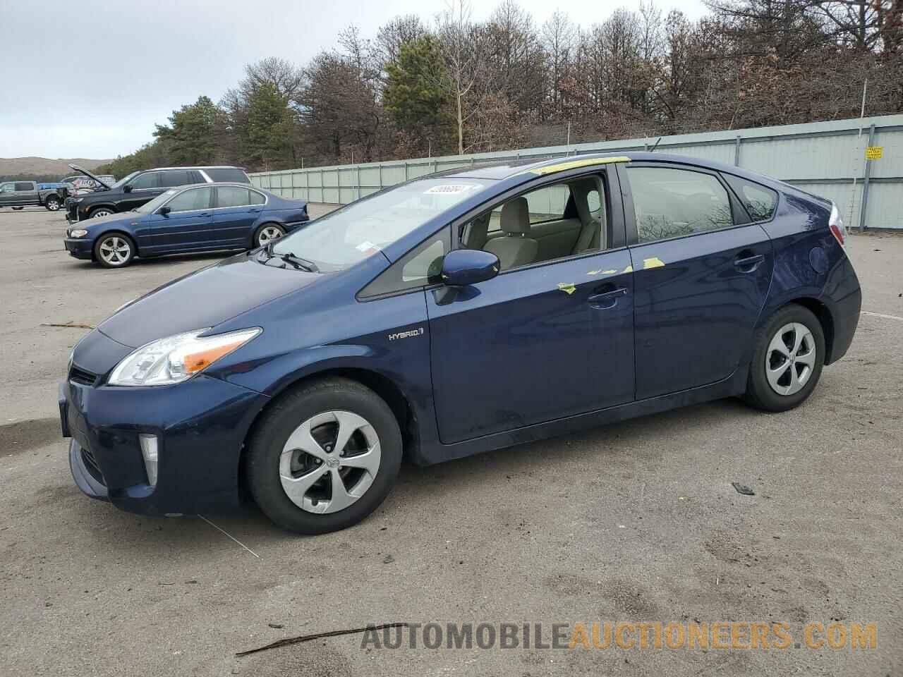 JTDKN3DU5F1888479 TOYOTA PRIUS 2015