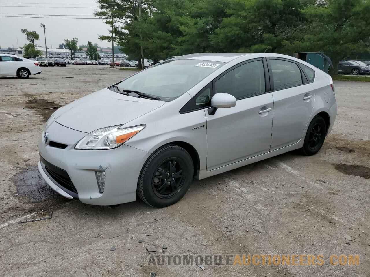 JTDKN3DU5F1892869 TOYOTA PRIUS 2015